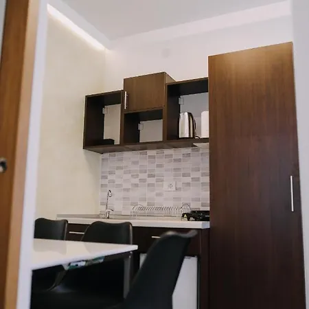 Prima Lux & Studio Aparthotel Nis