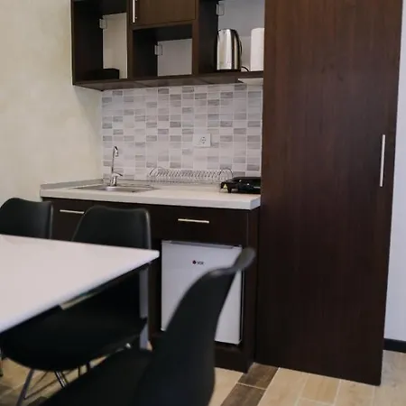 Prima Lux & Studio Aparthotel