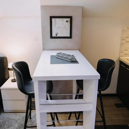 Aparthotel Prima Lux & Studio Nis