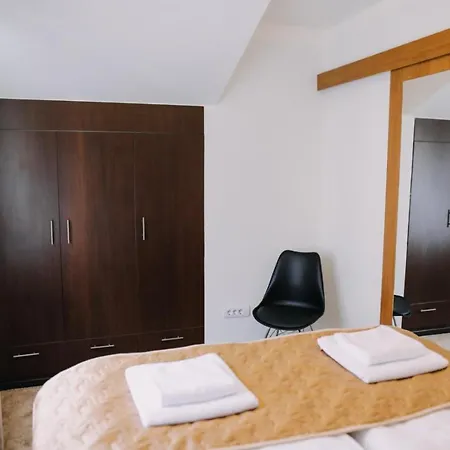 Prima Lux & Studio Aparthotel Nis
