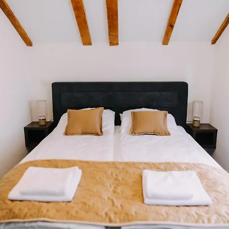 Prima Lux & Studio Aparthotel 3*